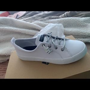 Brand new Sperrys